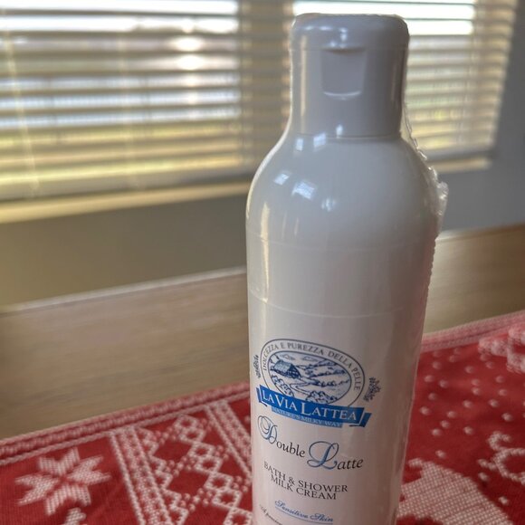 Perlier Double Latte Bath & Shower Milk Cream 8.4 oz Sealed New - Picture 2 of 3